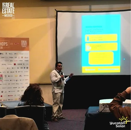 El M. en C. Juan José Aguayo Puc imparte su workshop en la Expo Real Estate México 2025